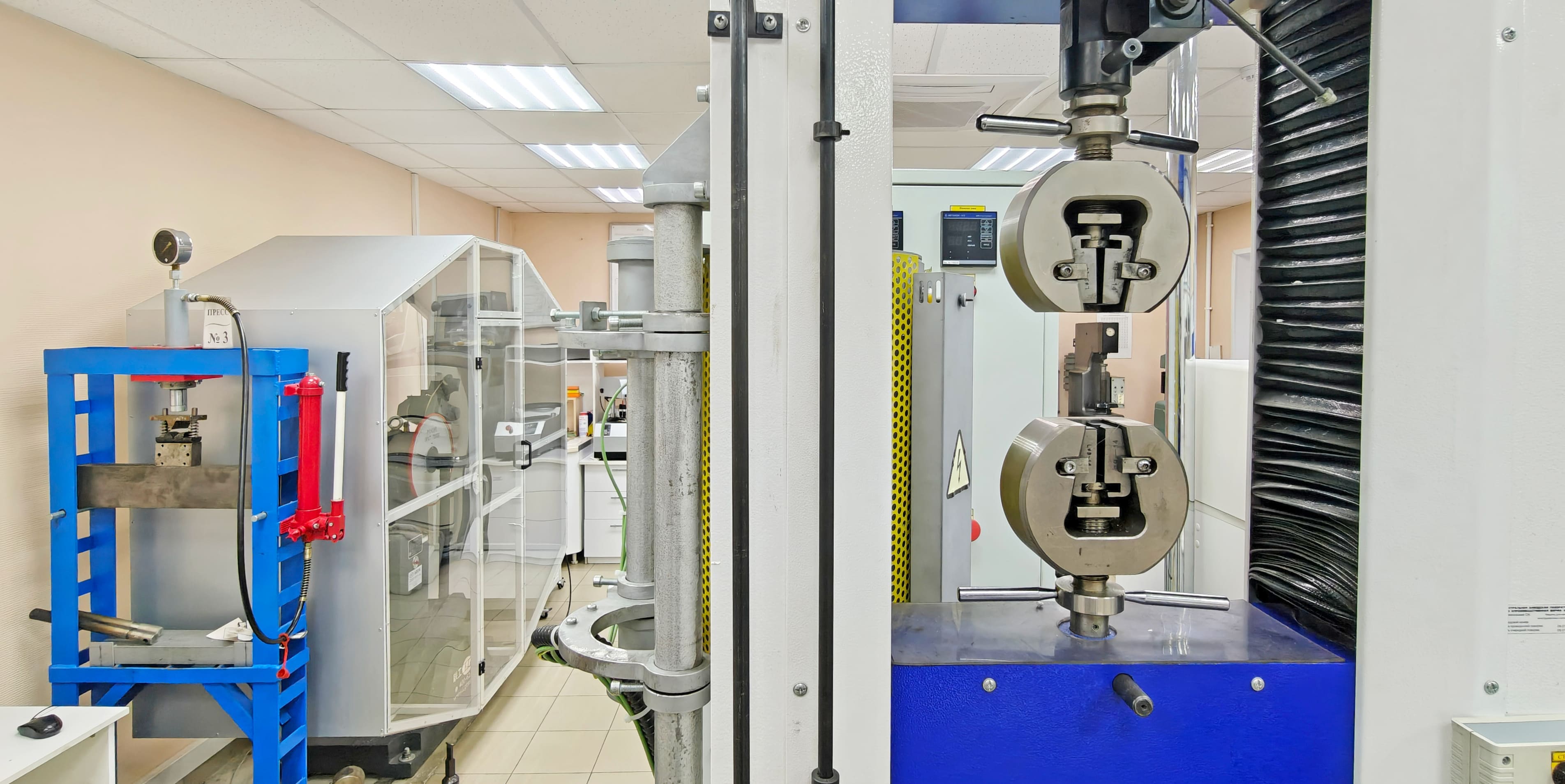 Фото лаборатории 1